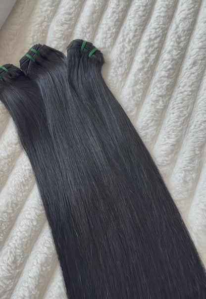 Straight virgin bundles